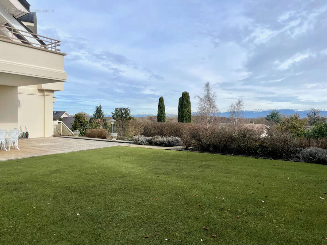 Appartement à DIVONNE-LES-BAINS