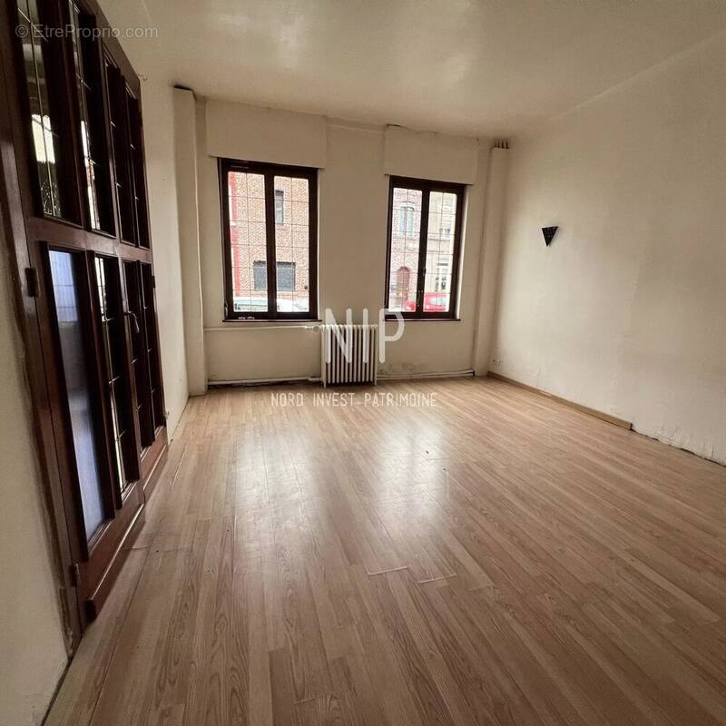 Maison à SAINT-AMAND-LES-EAUX