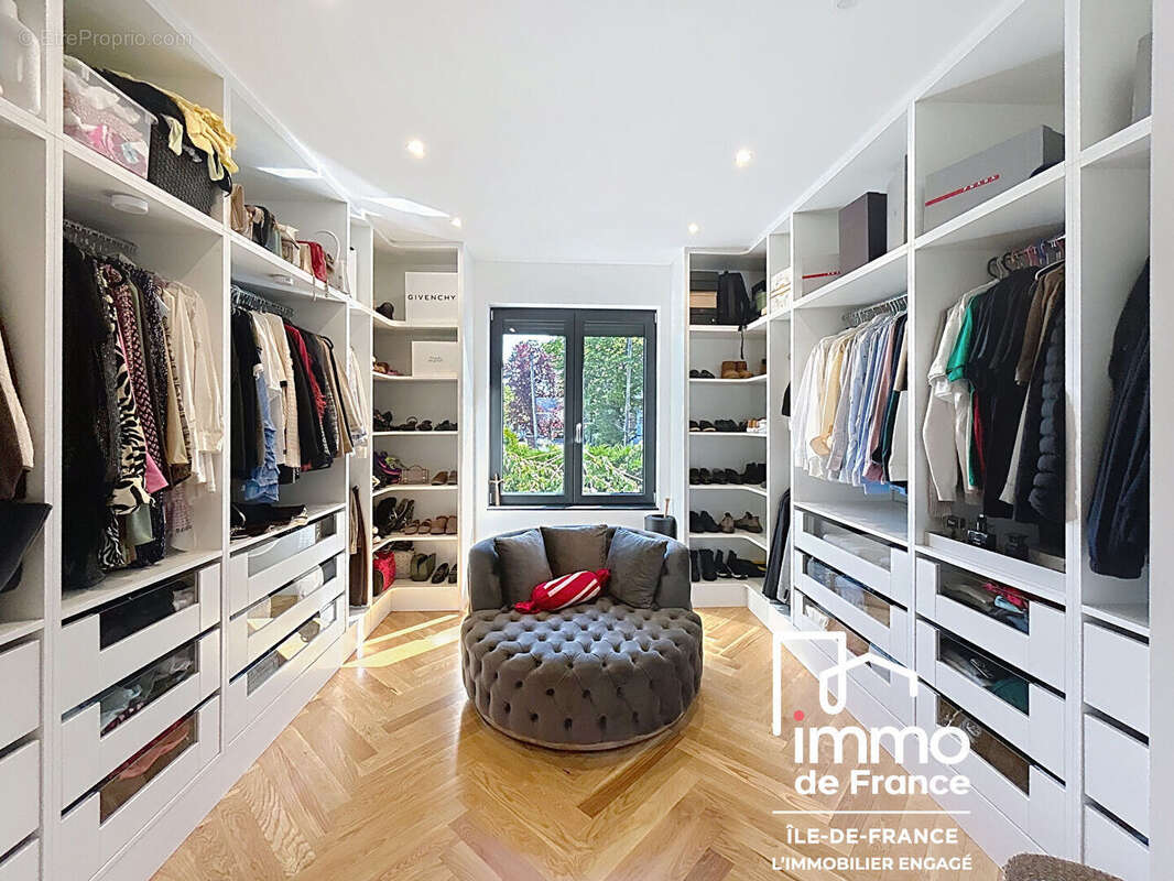 Maison à NEUILLY-PLAISANCE