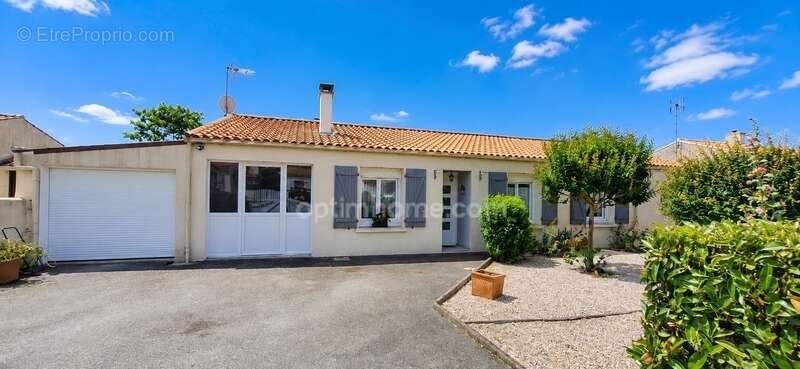 Maison à ANDILLY