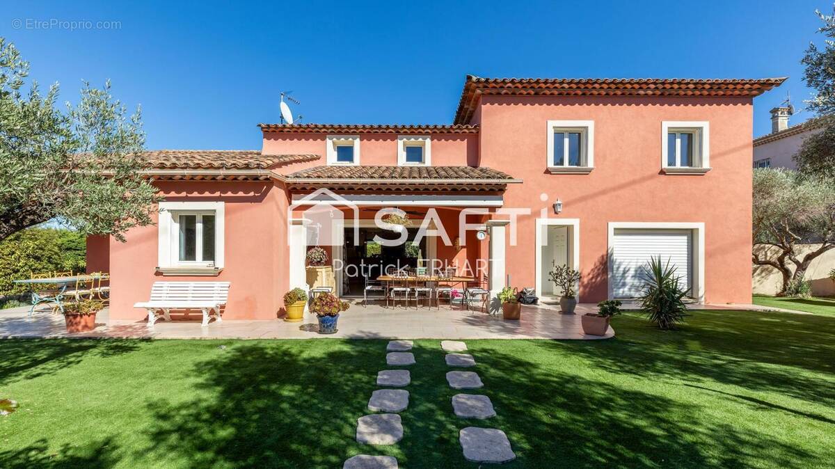 Photo 1 - Maison à PUGET-SUR-ARGENS