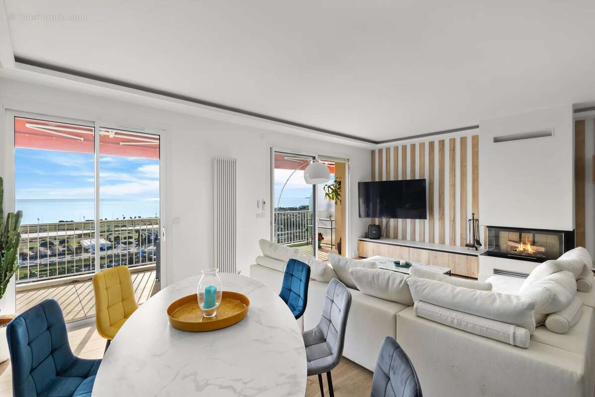 Appartement à CAGNES-SUR-MER