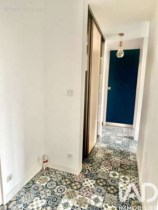 Photo 9 - Appartement à COMPIEGNE