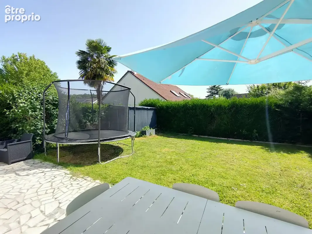 Maison familiale a proximite immediate du lycee international - photo 2