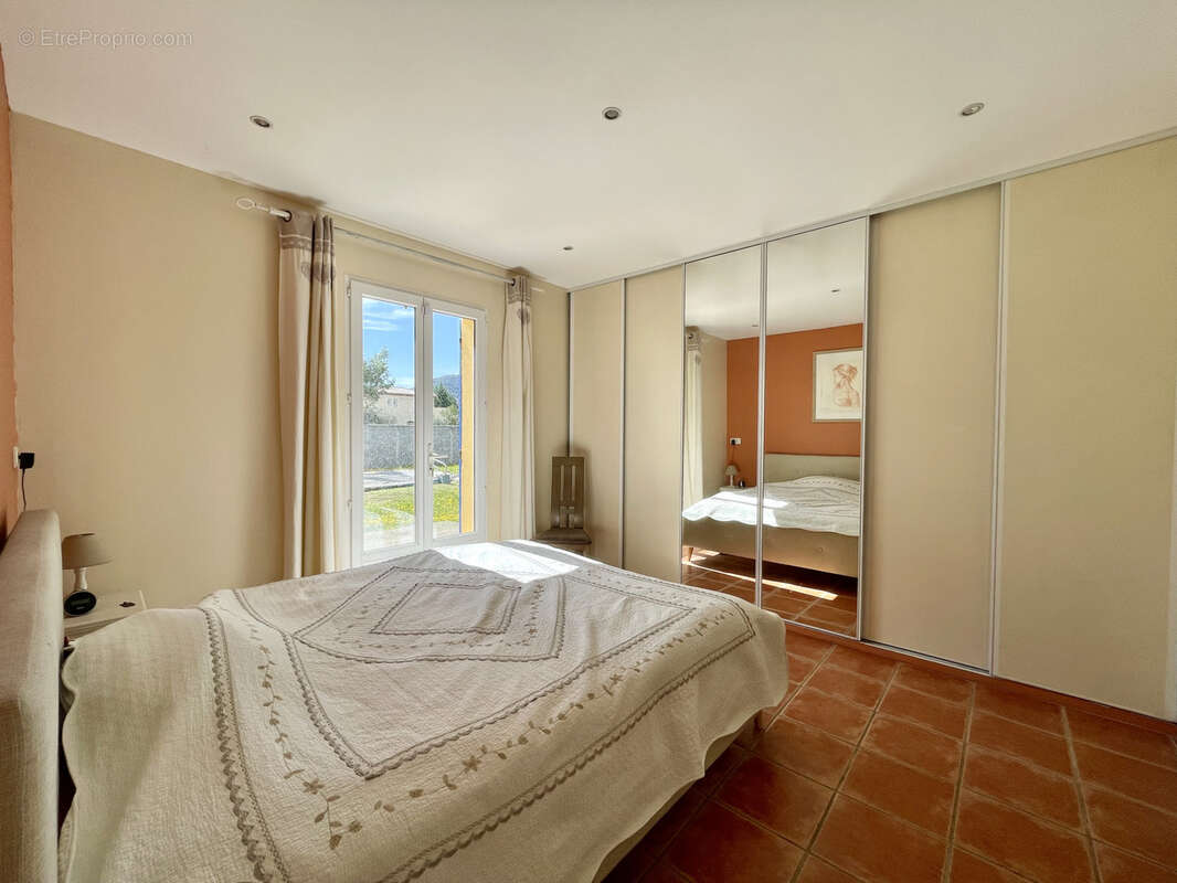 Maison à VAISON-LA-ROMAINE