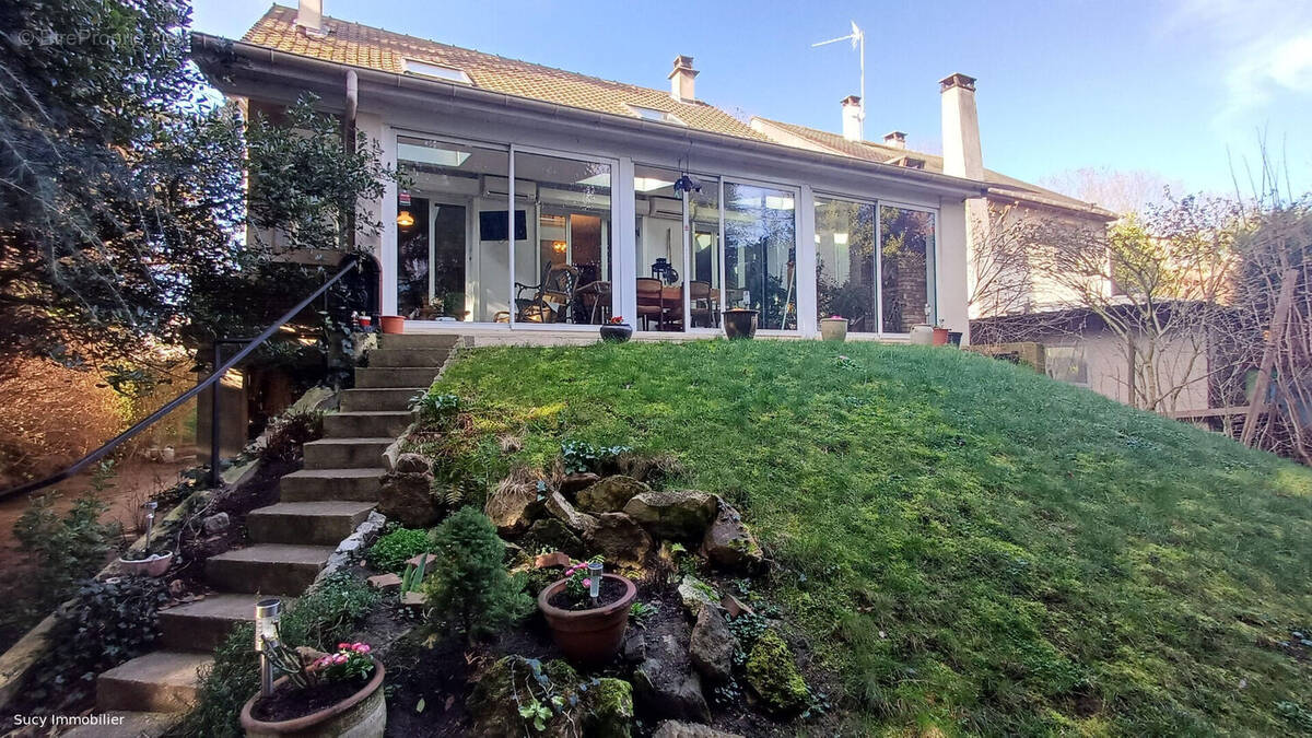 Maison à VILLIERS-SUR-MARNE