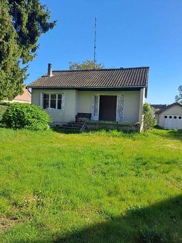 Maison à GREZ-SUR-LOING