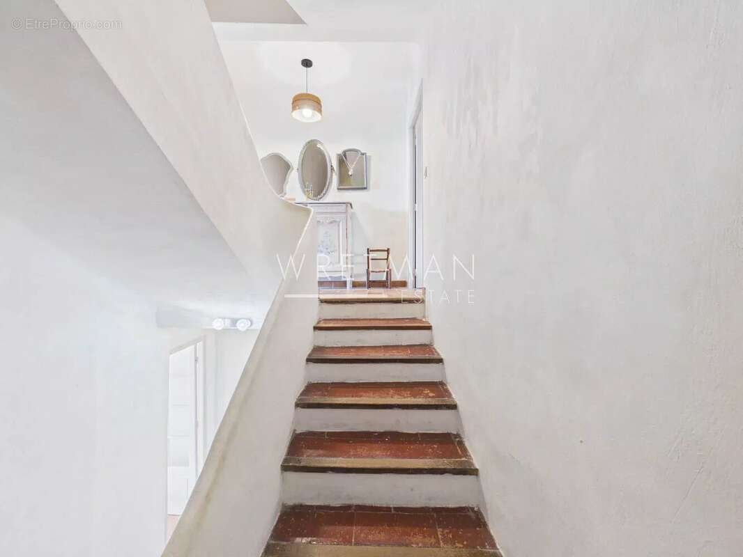 Appartement à MONTAUROUX