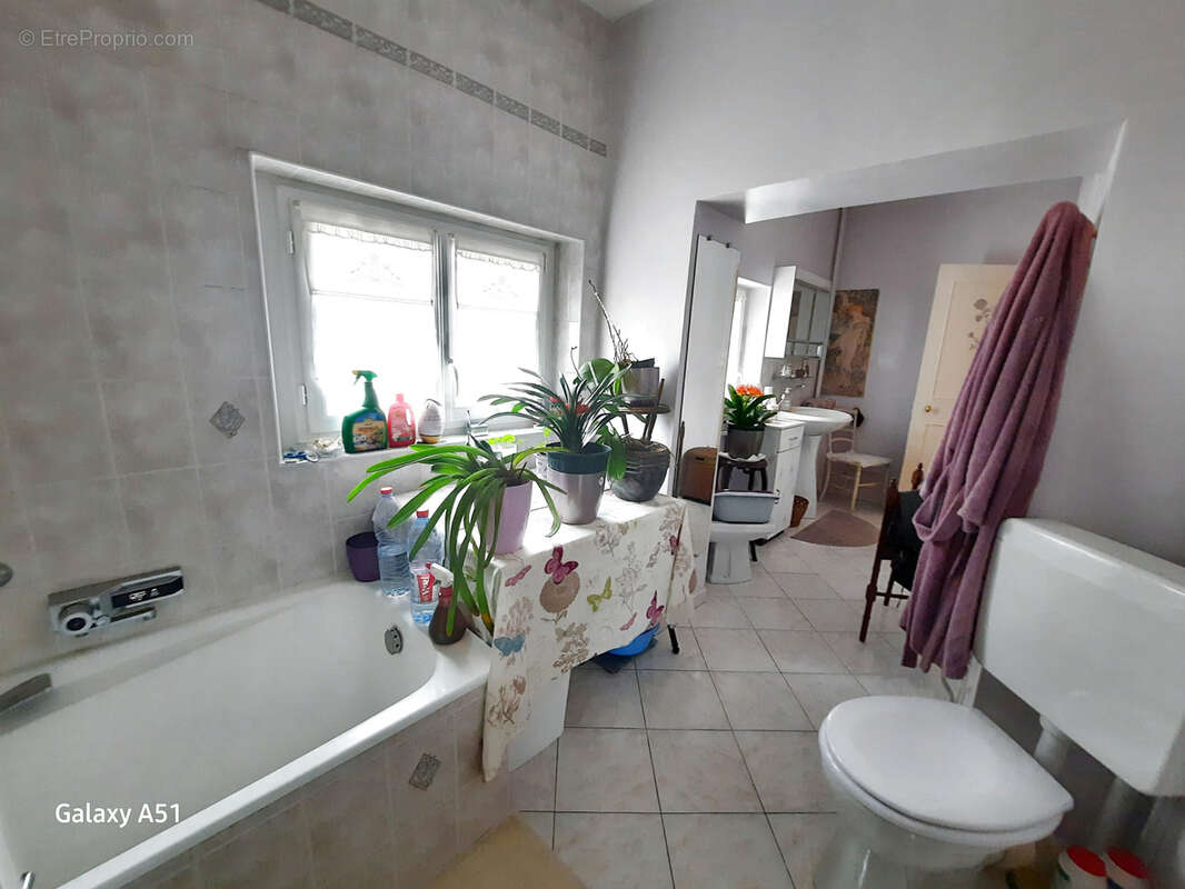 Maison à QUINCY-VOISINS