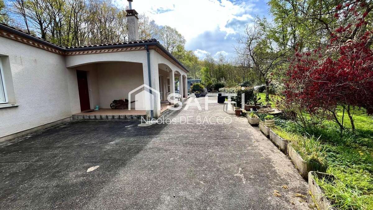 Maison 161 m² à Sainte-Marthe  - photo 4