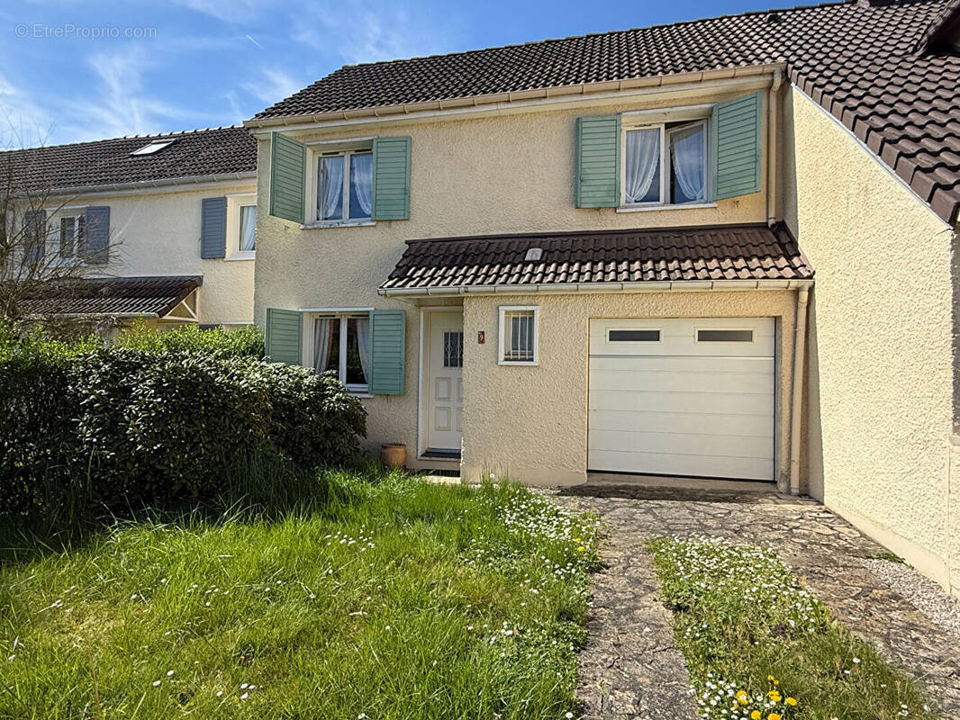 Maison à RAMBOUILLET