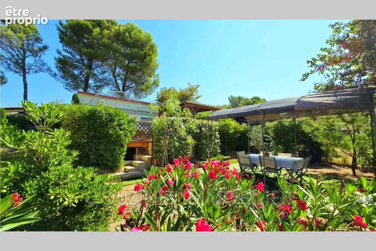 Maison 3 pièces 26 m² à vendre à Le Castellet (83330) - photo 3