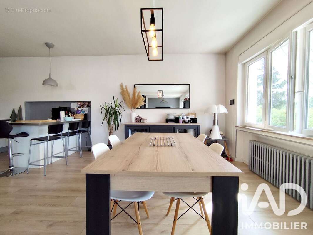 Maison 145 m² à Saint-Ay  - photo 3