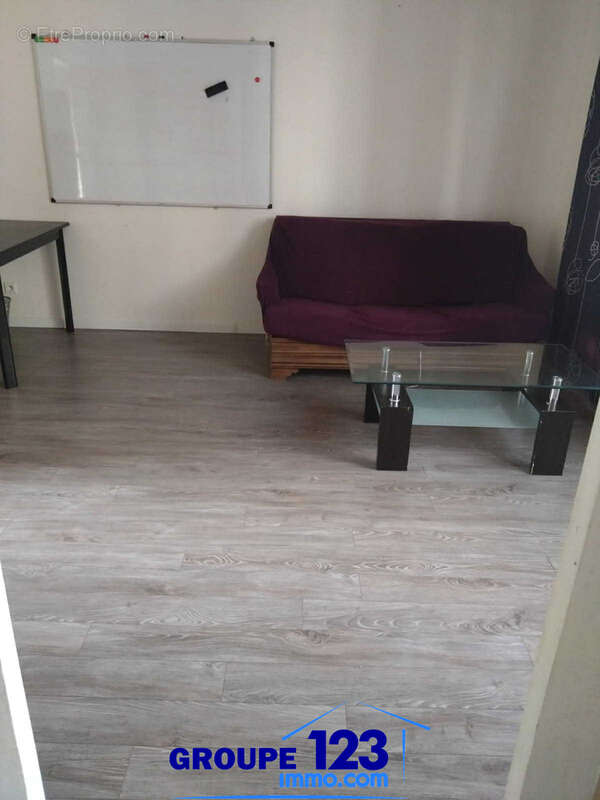 Appartement à AILLANT-SUR-THOLON