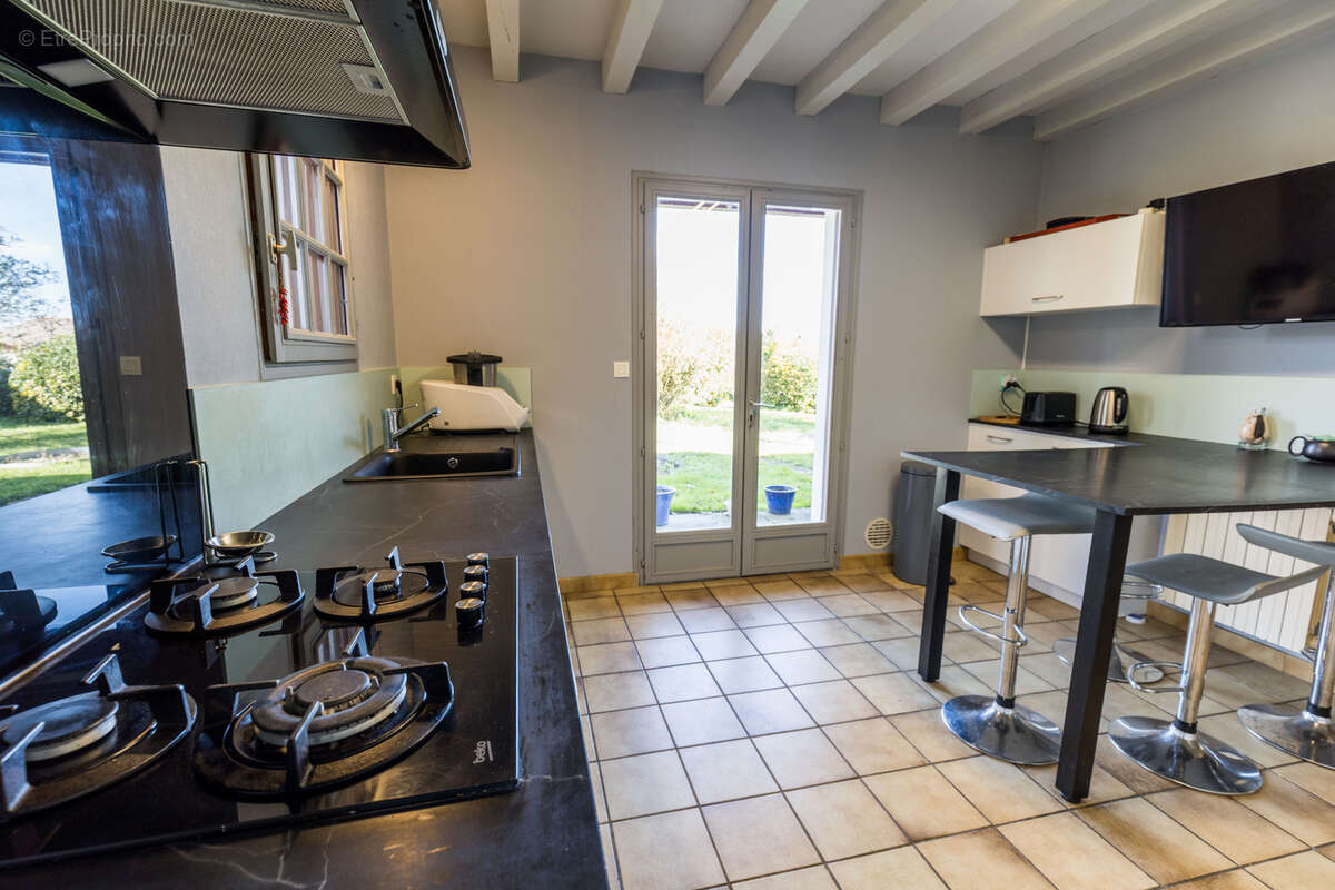 Maison à SAINT-PIERRE-DU-MONT