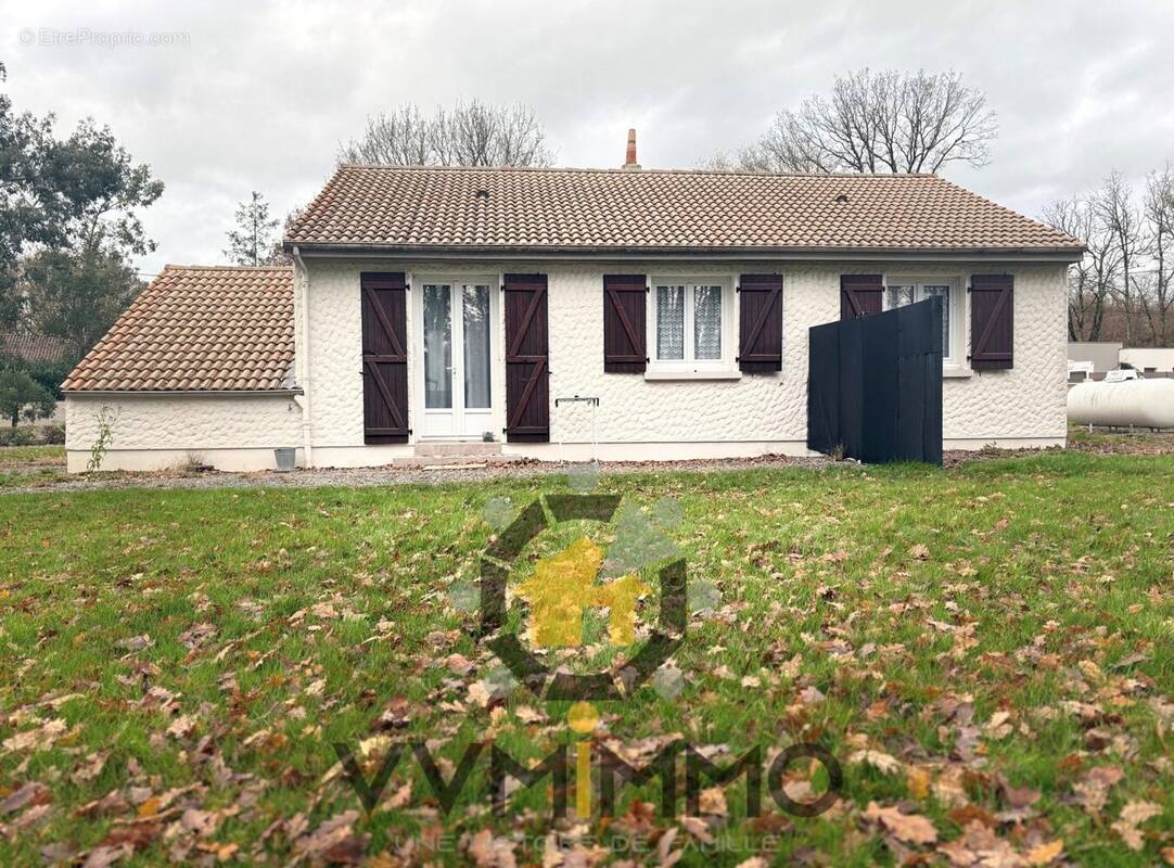 Maison à LE CELLIER