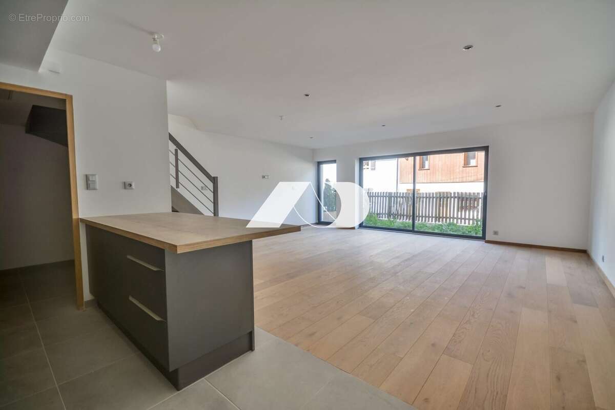 Maison 82 m² à Le Biot  - photo 4