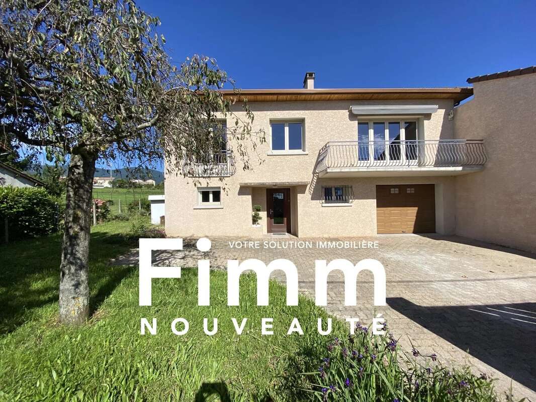 Maison à PELUSSIN