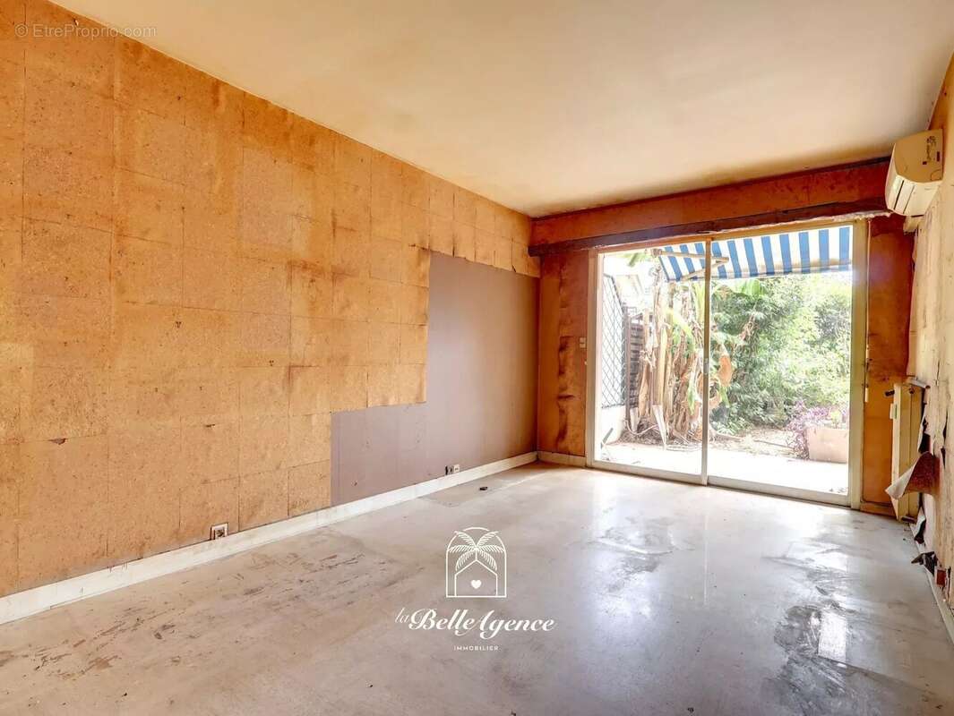 Appartement à LE CANNET