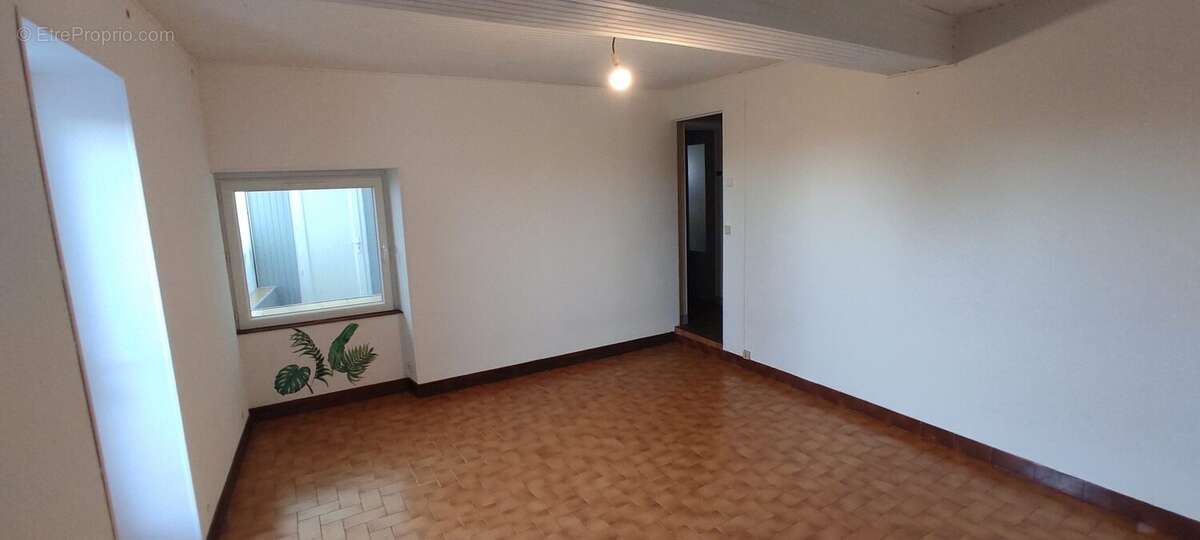 Maison à LE PECHEREAU