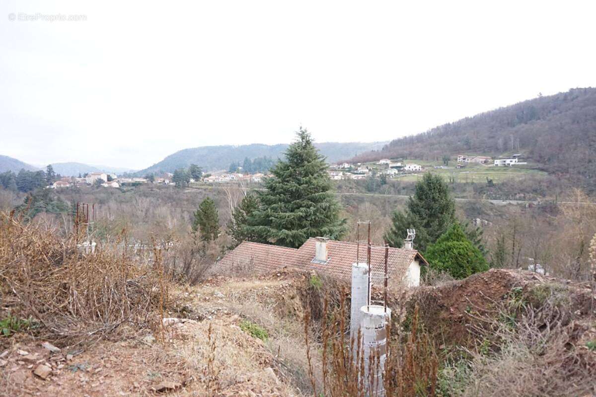 Terrain à AUREC-SUR-LOIRE