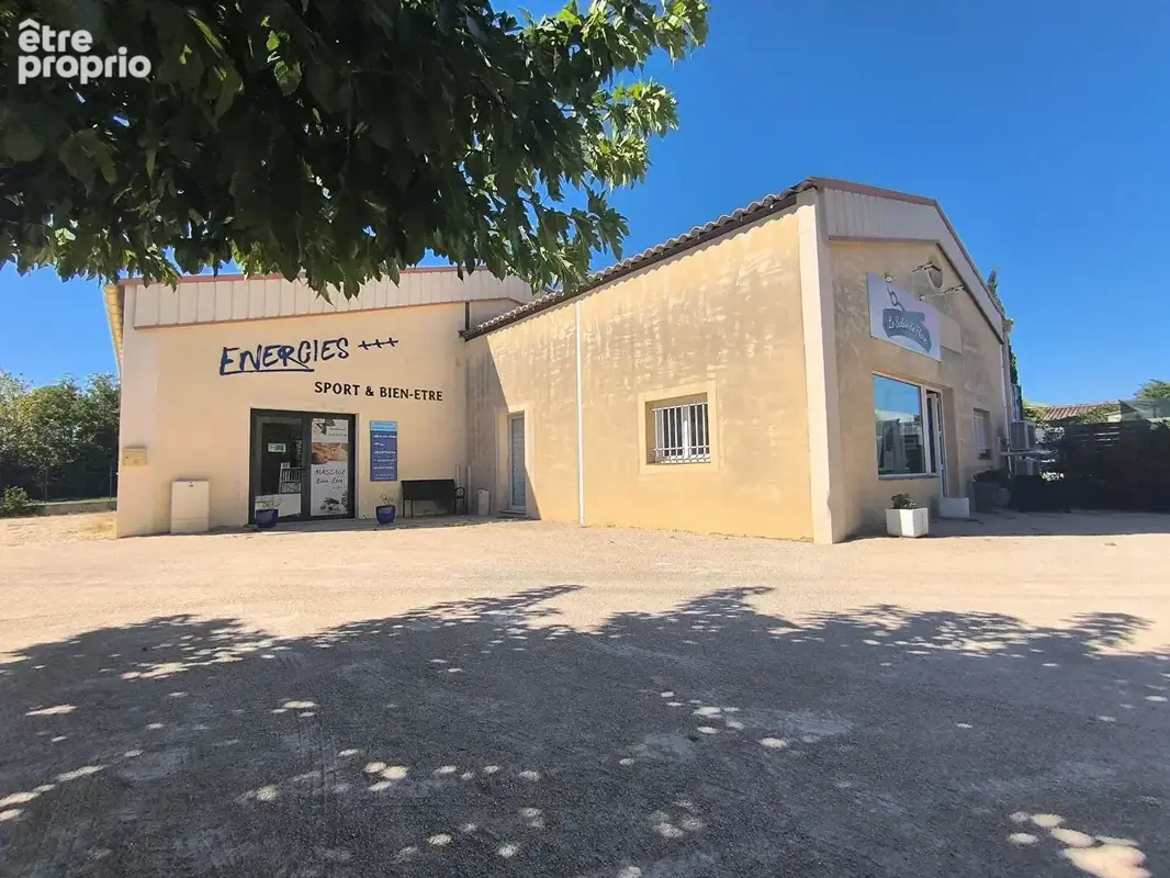 Commerce à VAISON-LA-ROMAINE