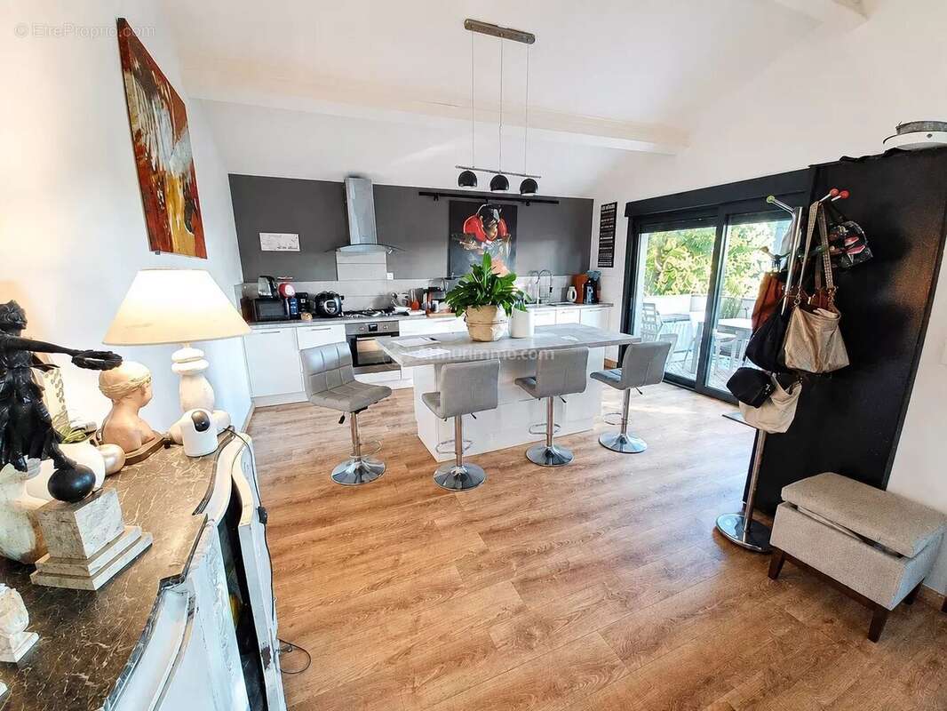 Appartement à MONTASTRUC-LA-CONSEILLERE