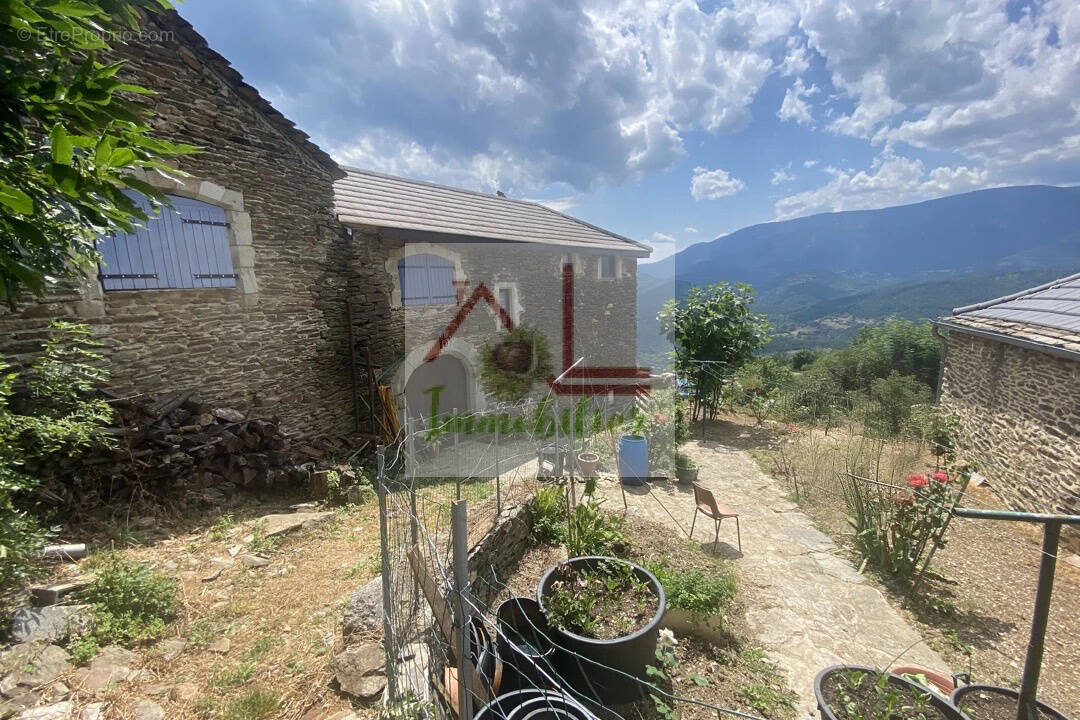 Maison à PONTEILS-ET-BRESIS