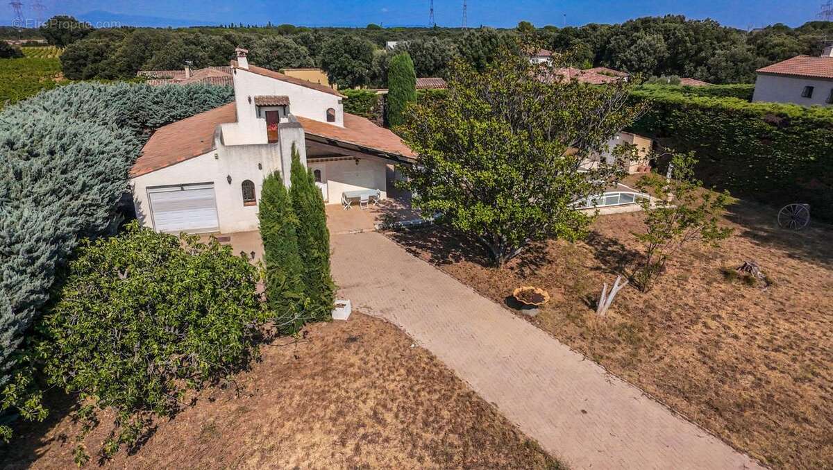 Maison à DOMAZAN