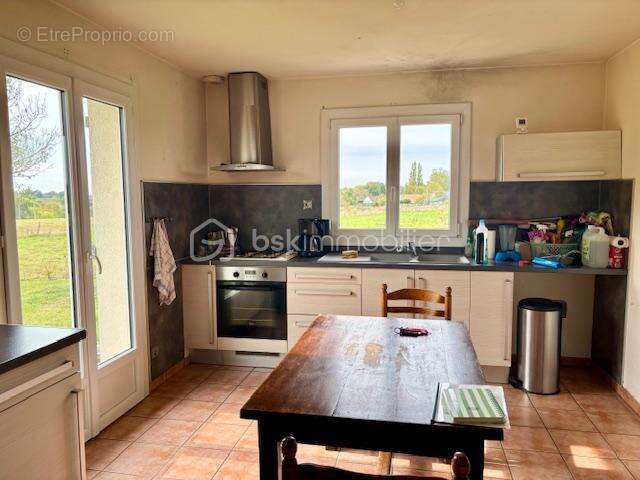 Maison à AMFREVILLE-LES-CHAMPS