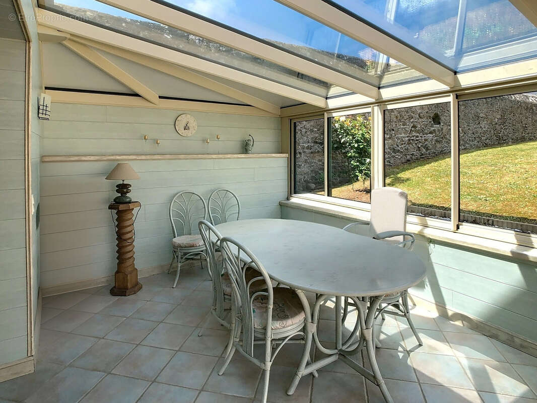 Maison à TOURVILLE-SUR-SIENNE