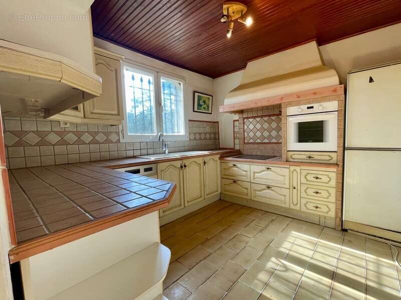 Maison à CABRIERES-D'AVIGNON