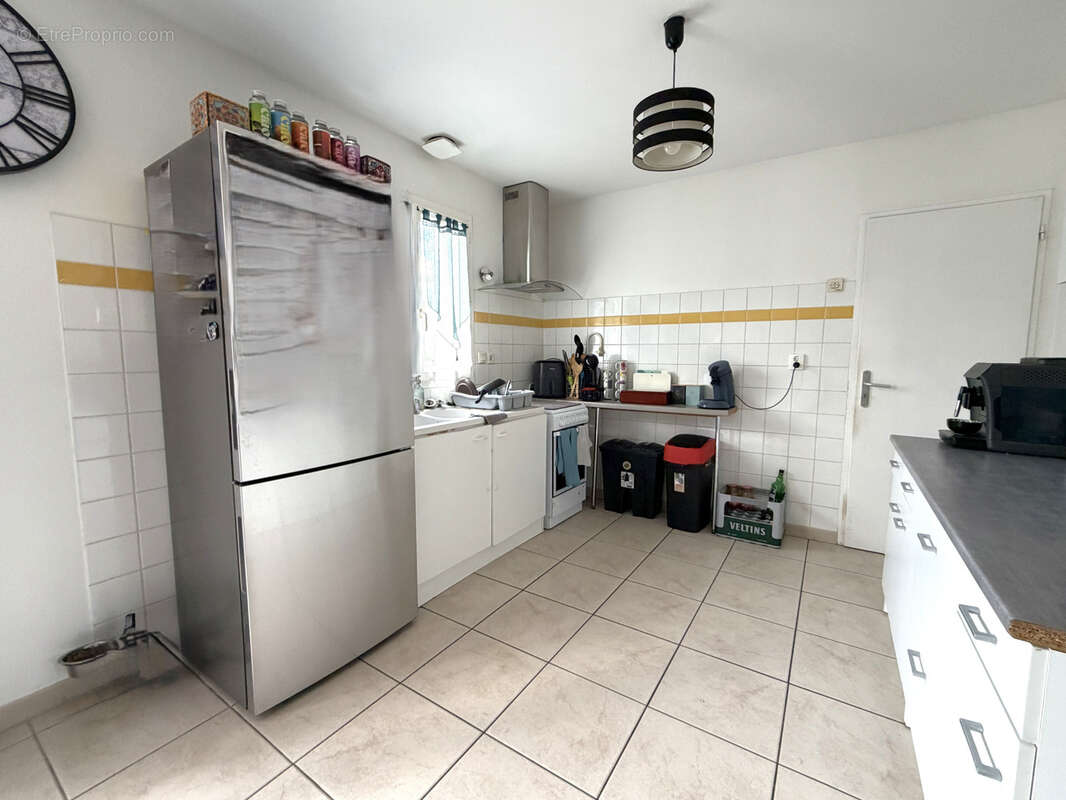 Maison de plain-pied 5 pièces à Oullins - photo 8