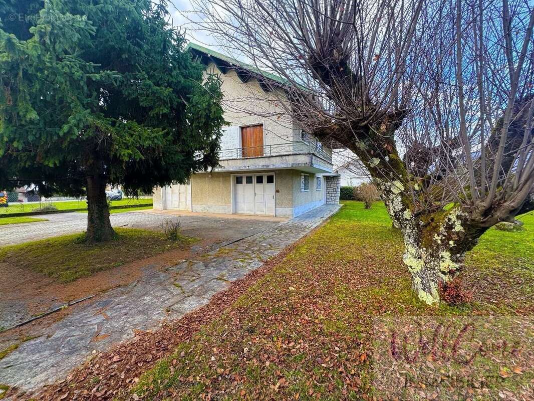 Maison à BRISON-SAINT-INNOCENT