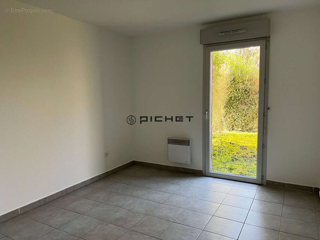 Appartement à SAINT-GENIS-POUILLY