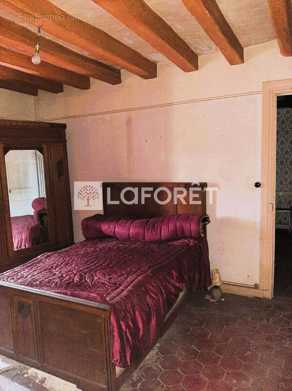 Maison à SAINT-NOM-LA-BRETECHE