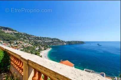 Appartement à ROQUEBRUNE-CAP-MARTIN