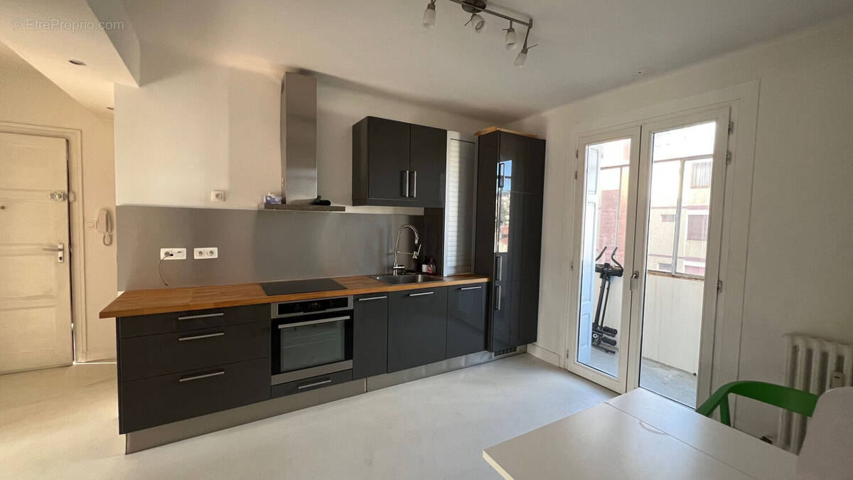 Appartement à SAINT-ETIENNE