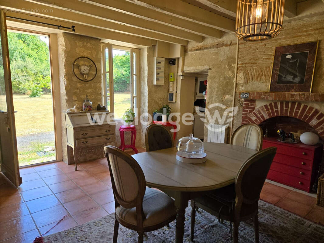 Maison à MONTIPOURET