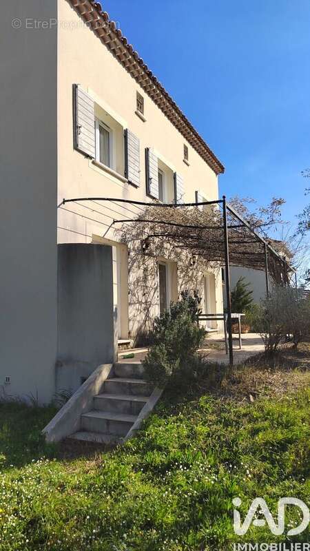 Photo 3 - Maison à SAUVETERRE