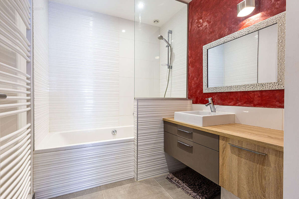 Agence immobiliere laforet - exclusivite -  annecy centre-ville - "ficus" - magnifique appartement t4 haut-de-gamme de 119.69m²  - photo 14