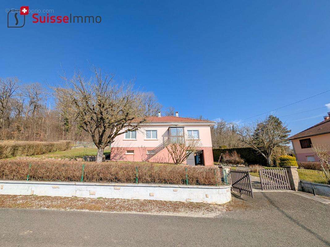 Maison à L&#039;ISLE-SUR-LE-DOUBS