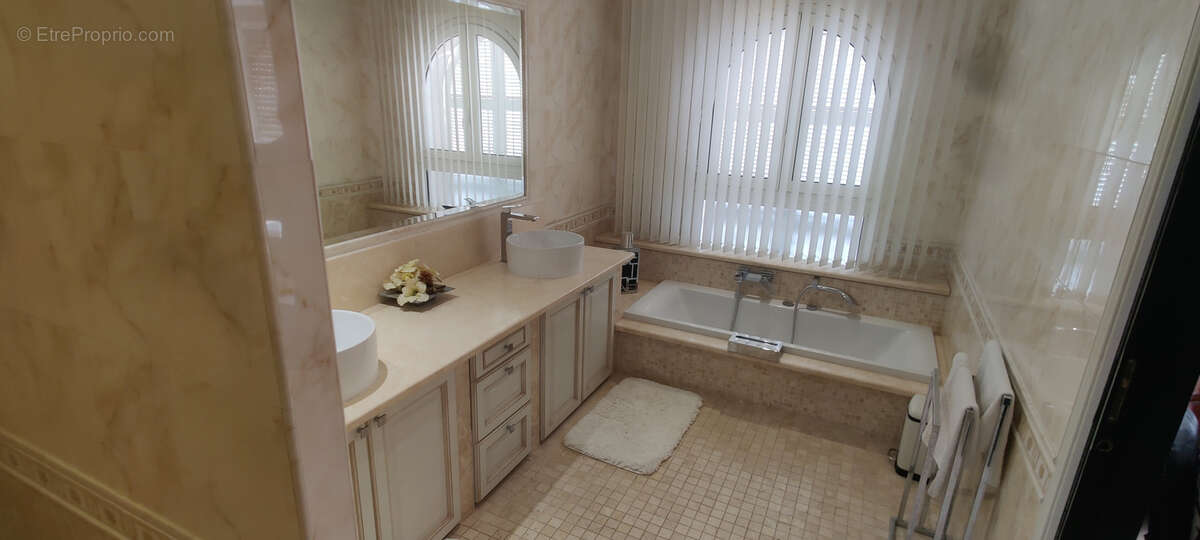 Maison à DRAGUIGNAN