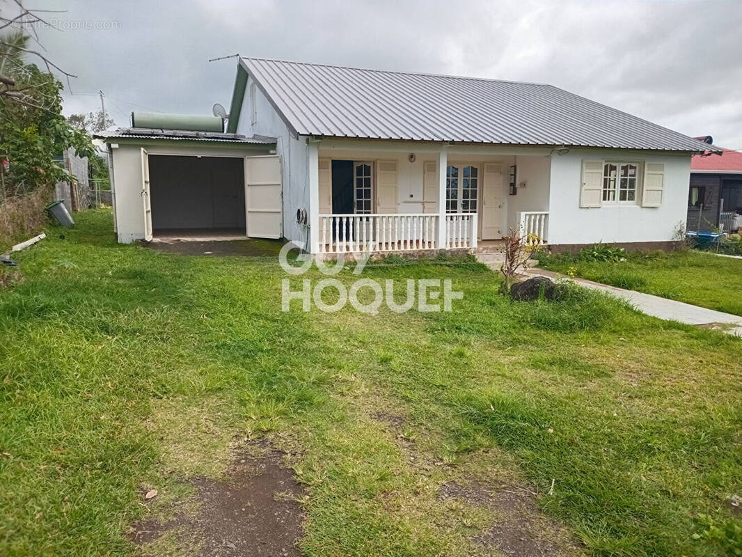 Maison à SAINT-BENOIT