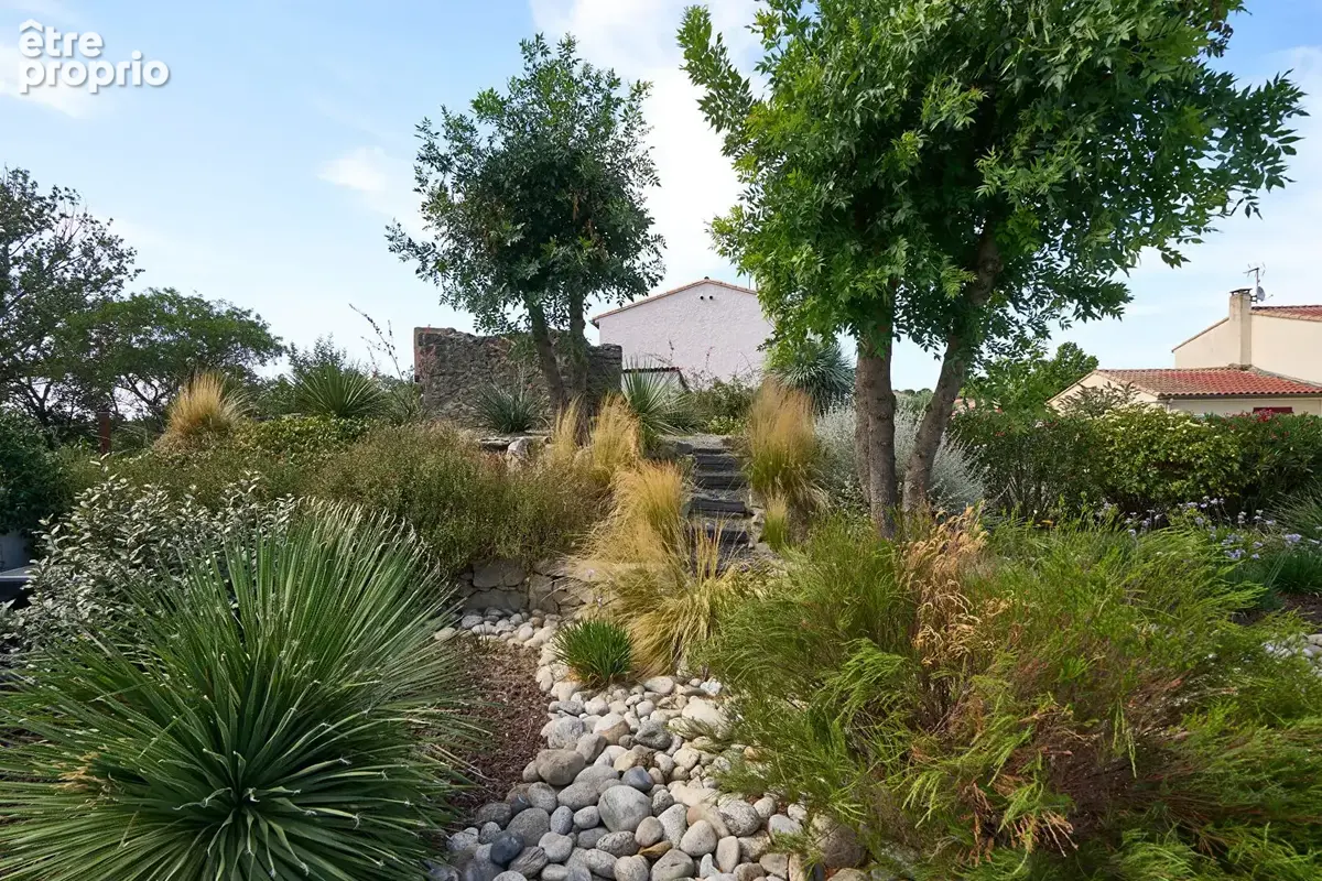 Villa de plain-pied de 104 m² avec piscine chauffée et jardin paysager à 15 minutes au sud de Carcassonne - photo 4