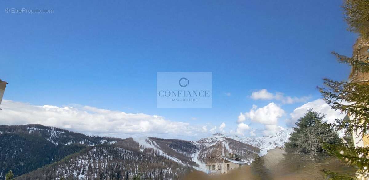 Appartement à SAINT-ETIENNE-DE-TINEE