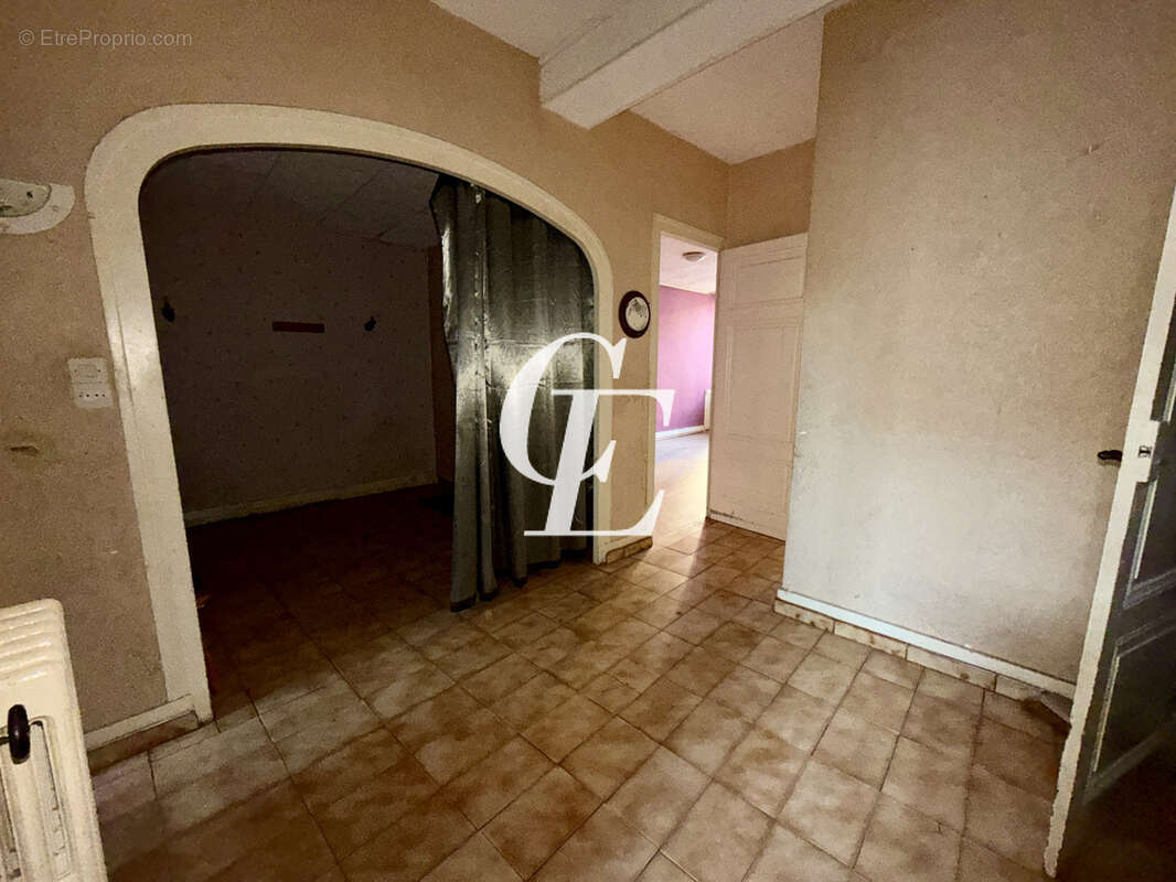Appartement à SAINT-ETIENNE