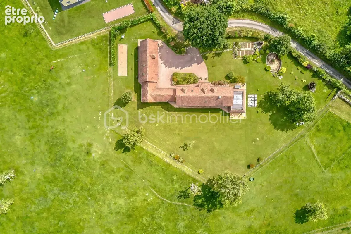Propriété normande de charme – 3,5 ha, vue exceptionnelle et dépendances – Pays d’Auge - photo 23