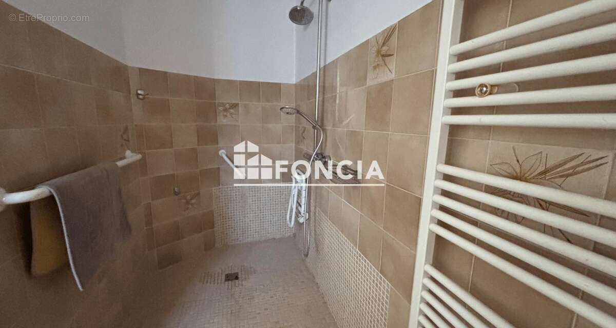 Maison à FRESNAY-SUR-SARTHE