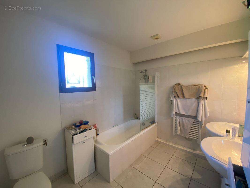 Maison à SAINT-JEAN-DE-MOIRANS